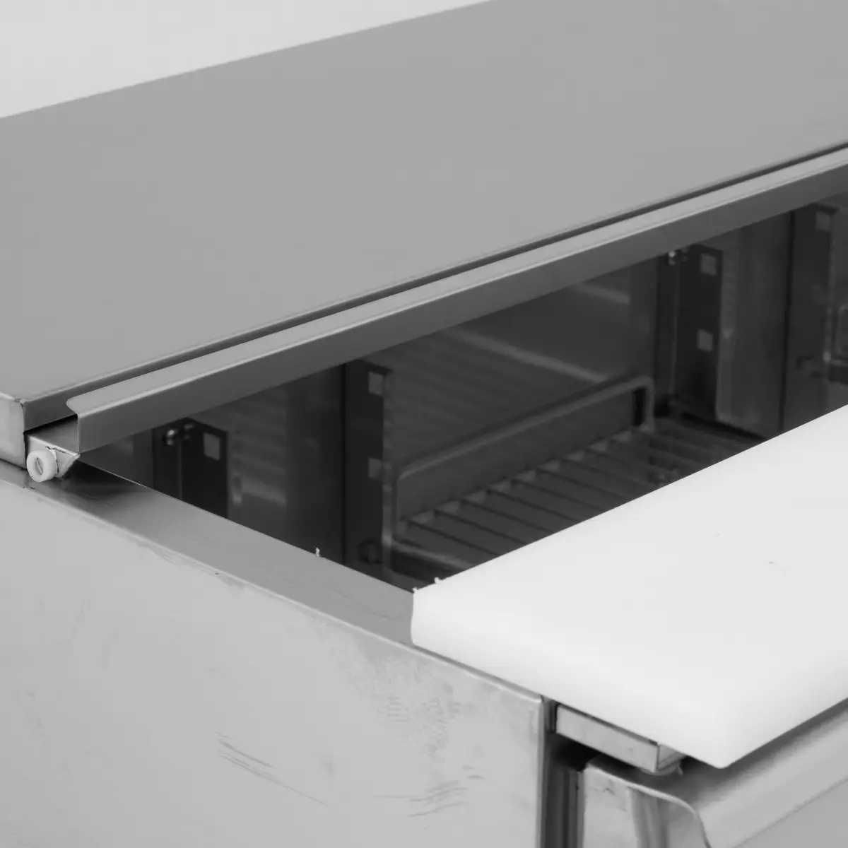 BLIZZARD Compact Single Door Refrigerated Saladette BCC1-PREP - Image 5