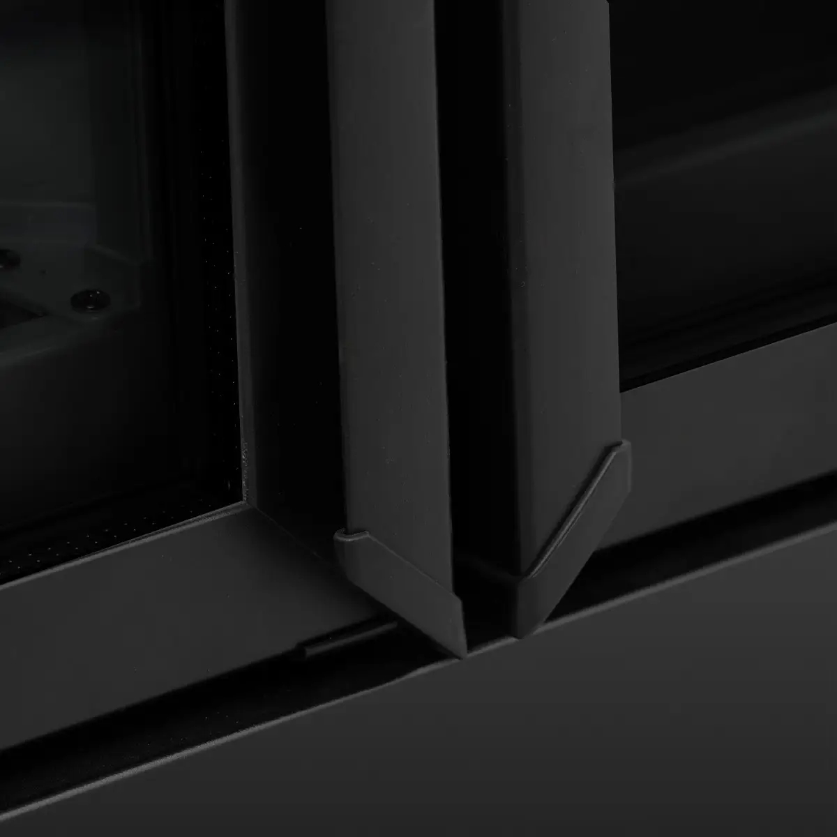 BLIZZARD Triple Hinged Glass Door Display Chiller BMC3 - Image 4