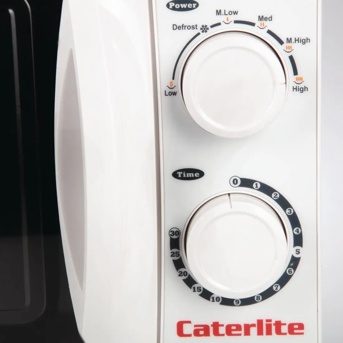 Caterlite Compact Microwave 17ltr 700W CN180 - Image 2