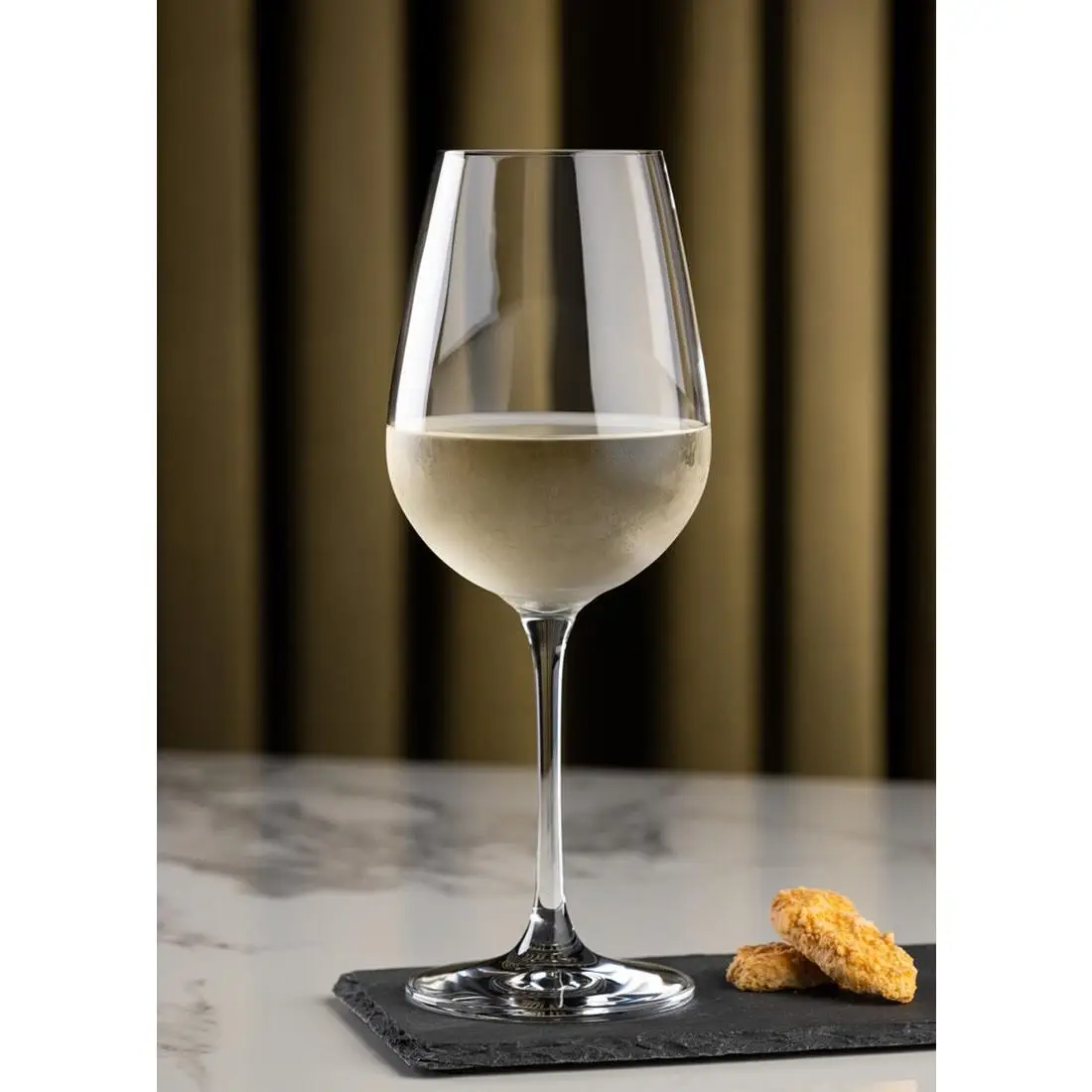 Utopia Mississippi Wine Glasses 650ml (6 Pack) DX915 - Image 2