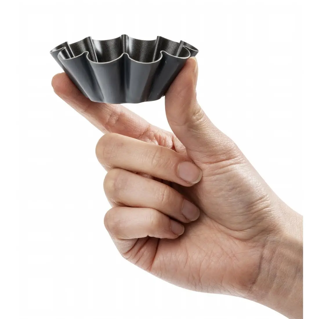 Matfer Bourgeat Non-Stick Mini Brioche Tin 75mm (12 Pack) E238 - Image 2