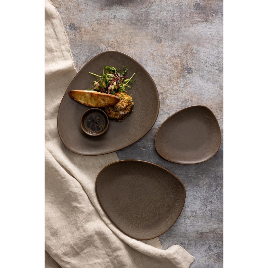 Olympia Ember Triangle Plates Mahogany 308x255mm (4 Pack) JA556 - Image 3